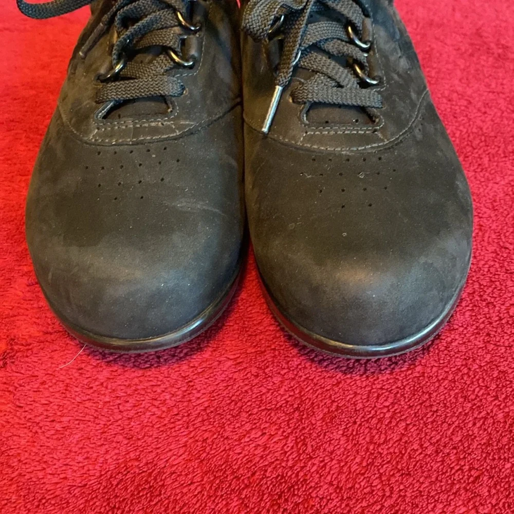 Womens SAS Free Time Black Suede Walking Shoe Sneaker, 7 WW Double Wide